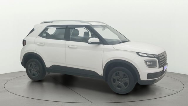 Second-hand 2025 Hyundai Venue S Opt 2023-2025 for sale in Bangalore