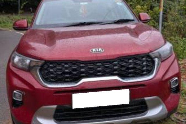 Second-hand 2021 Kia Sonet 1.5 HTK Plus Diesel AT for sale in New Delhi