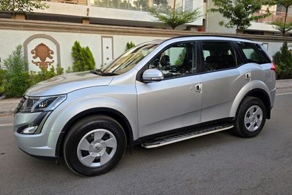 2018 महिंद्रा एक्सयूवी500 W7 BSIV