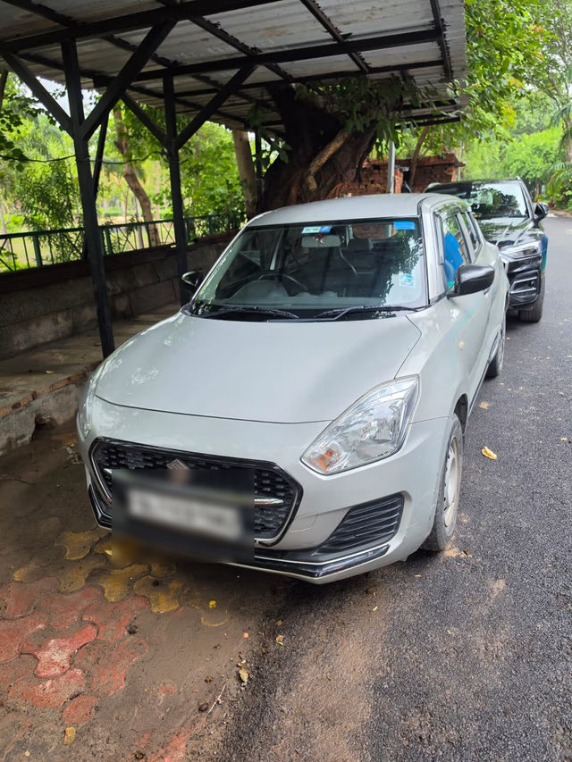 Second-hand 2022 Maruti Suzuki Swift LXI BSVI for sale in Noida