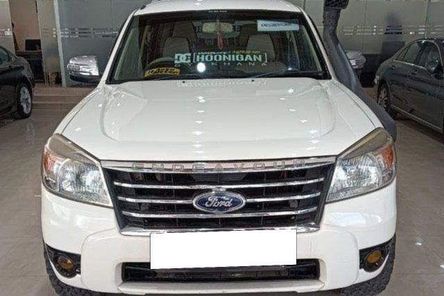Second-hand 2009 Ford Endeavour 2.5L 4X2 for sale in Bangalore