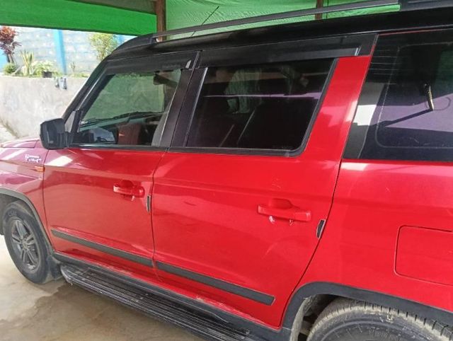 Mahindra TUV 300 T10 Dual Tone BSIV Second-hand 2019 Mahindra TUV 300 T10 Dual Tone BSIV for sale in Aizawl