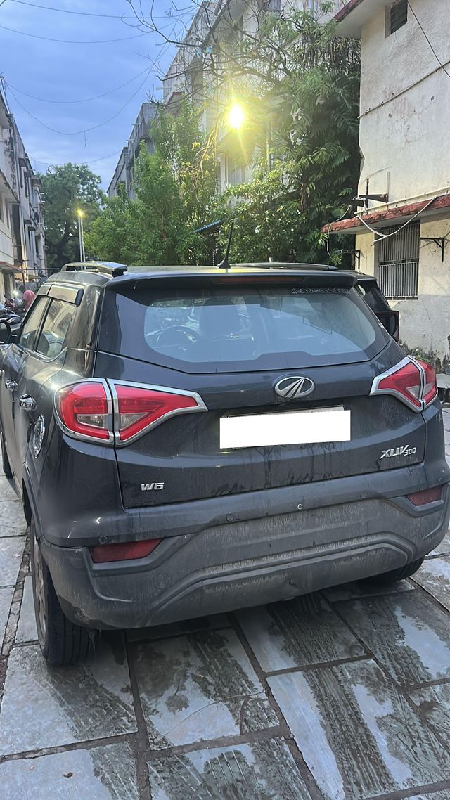 Mahindra XUV300 W6 Diesel BSIV Second-hand 2019 Mahindra XUV300 W6 Diesel BSIV for sale in Ahmedabad