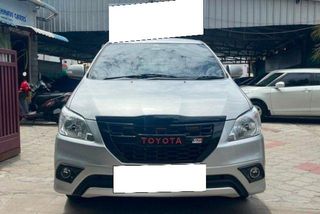 Used Toyota Innova 2.5 VX (Diesel) 8 Seater