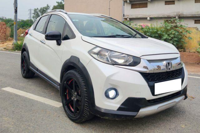 Honda WR-V i-DTEC VX Second-hand 2017 Honda WR-V i-DTEC VX for sale in New Delhi