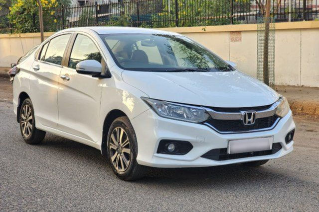 Second-hand 2019 Honda City i-VTEC V for sale in Ahmedabad