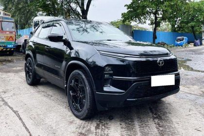 2023 Tata Safari Accomplished Plus Dark