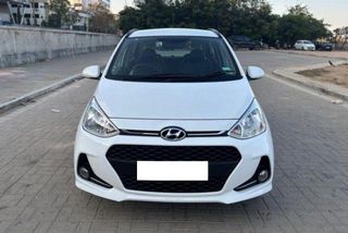 4 Used Hyundai Grand i10 in Mehsana