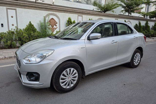 Second-hand 2017 Maruti Suzuki Swift Dzire AMT VXI for sale in Ahmedabad