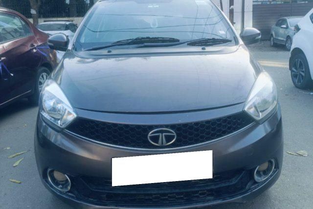 Second-hand 2018 Tata Tiago 1.2 Revotron XZ for sale in Greater Noida