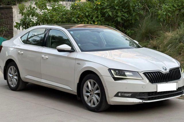 Second-hand 2019 Skoda Superb LK 1.8 TSI AT for sale in Hyderabad