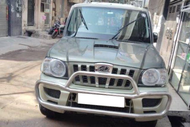 Mahindra Scorpio EX Second-hand 2012 Mahindra Scorpio EX for sale in New Delhi