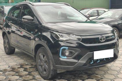 Tata Nexon EV XZ Plus Lux Dark Edition