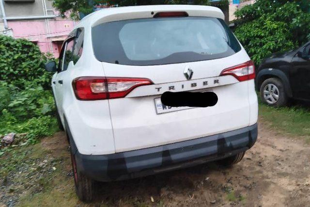 Renault Triber RXE Second-hand 2024 Renault Triber RXE for sale in Durgapur