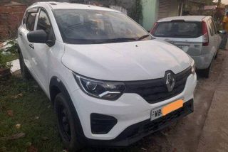 2 Used Renault Triber in Durgapur