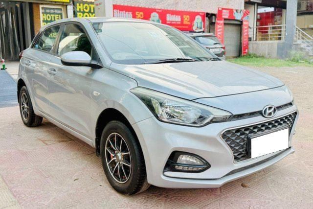 Hyundai i20 Magna Plus BSIV Second-hand 2019 Hyundai i20 Magna Plus BSIV for sale in Zirakpur