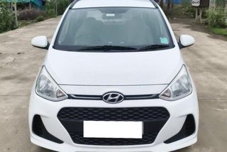 4 Used Hyundai Grand i10 in Junagadh