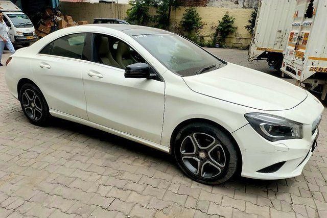 Second-hand 2016 Mercedes-Benz CLA 200 CGI Sport for sale in New Delhi