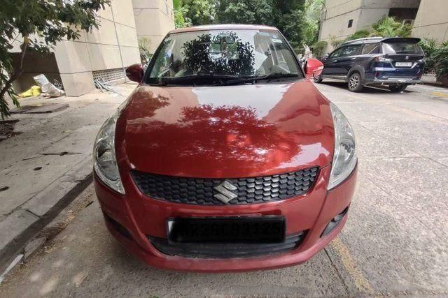 Maruti Suzuki Swift VXI Second-hand 2013 Maruti Suzuki Swift VXI for sale in New Delhi