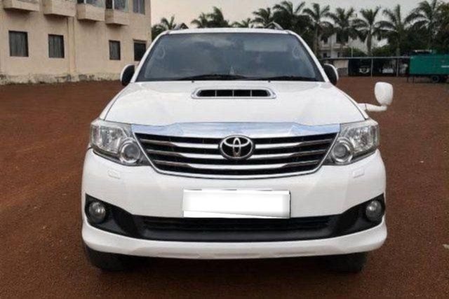 Toyota Fortuner 4x2 AT Second-hand 2013 Toyota Fortuner 4x2 AT for sale in Kota