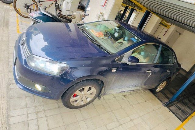 Volkswagen Vento Petrol Highline Second-hand 2011 Volkswagen Vento Petrol Highline for sale in Ambegaon
