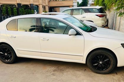 Used Elegance 1.8 TSI MT