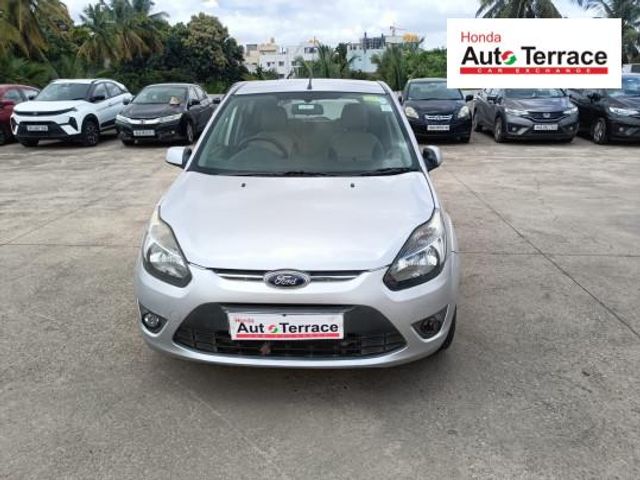 Second-hand 2012 Ford Figo 1.5D Titanium MT for sale in Bangalore