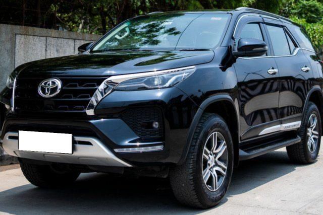 Second-hand 2026 Toyota Fortuner 4X2 AT for sale in New Delhi