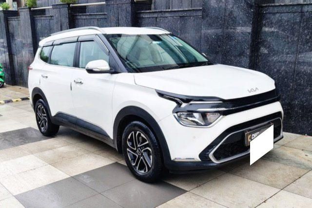 Second-hand 2023 Kia Carens Prestige Plus DCT BSVI for sale in New Delhi