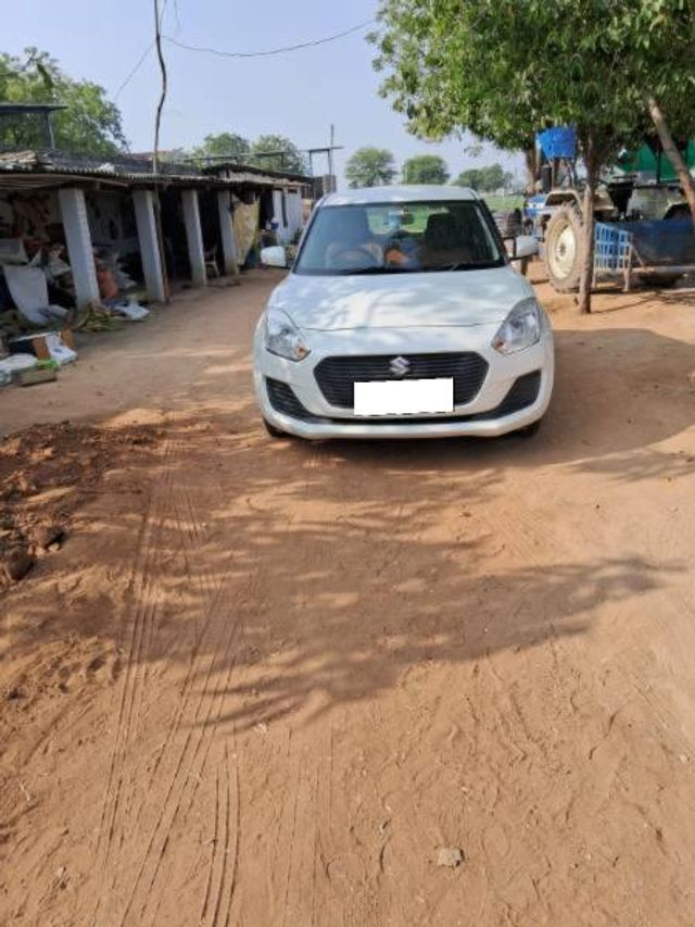 Second-hand 2020 Maruti Suzuki Swift VXI for sale in Deesa
