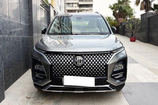 MG Hector Sharp Pro CVT 2023-2025 Second-hand 2024 MG Hector Sharp Pro CVT 2023-2025 for sale in New Delhi