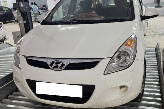 Hyundai i20 1.2 Magna Second-hand 2010 Hyundai i20 1.2 Magna for sale in Ahmedabad