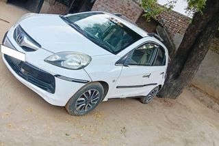 Used Honda Brio V MT