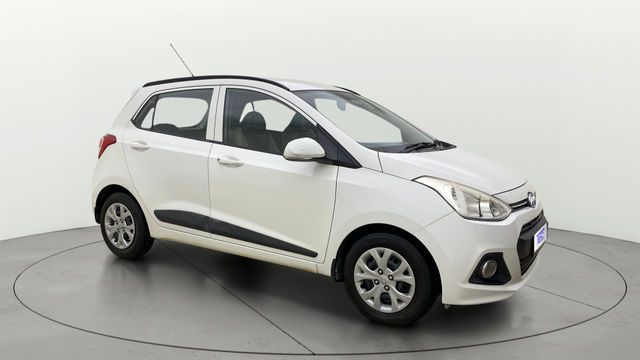 Hyundai Grand i10 1.2 Kappa Sportz BSIV Second-hand 2016 Hyundai Grand i10 1.2 Kappa Sportz BSIV for sale in Ahmedabad