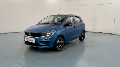 42 Used Tata Tiago