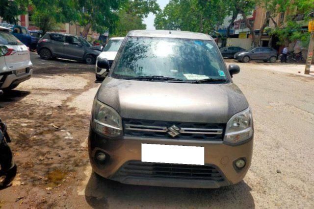 Second-hand 2022 Maruti Suzuki Wagon R CNG LXI for sale in New Delhi
