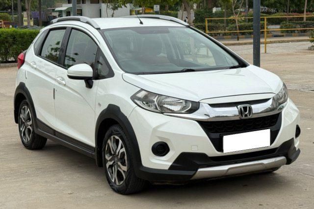 Honda WR-V i-VTEC S Second-hand 2018 Honda WR-V i-VTEC S for sale in Ahmedabad