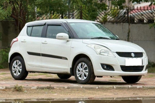 Second-hand 2013 Maruti Suzuki Swift VDI for sale in Ahmedabad