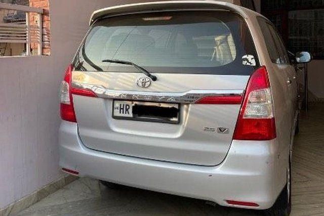 Toyota Innova 2.5 EV Diesel PS 8 Seater BSIII Second-hand 2014 Toyota Innova 2.5 EV Diesel PS 8 Seater BSIII for sale in Karnal