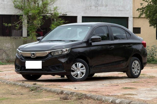 Second-hand 2021 Honda Amaze S Diesel for sale in Ahmedabad