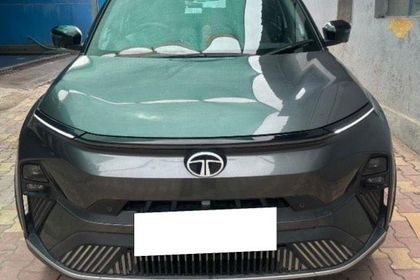 Tata Nexon EV Empowered MR