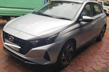 13 Used Hyundai i20