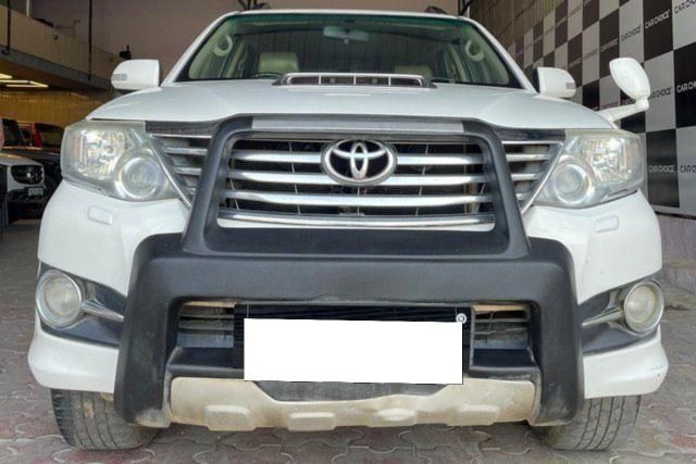 Toyota Fortuner 4x2 AT Second-hand 2016 Toyota Fortuner 4x2 AT for sale in Jaipur