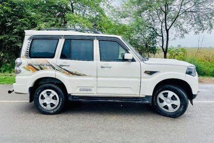 28 Used Mahindra Scorpio in Firozabad