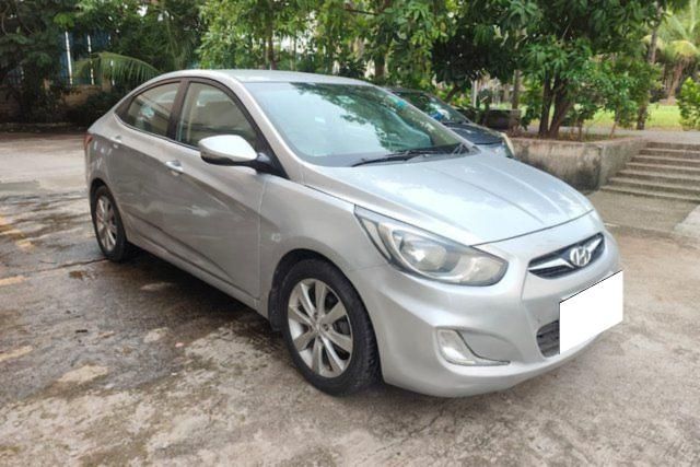 Hyundai Verna 1.6 VTVT Second-hand 2013 Hyundai Verna 1.6 VTVT for sale in Mumbai