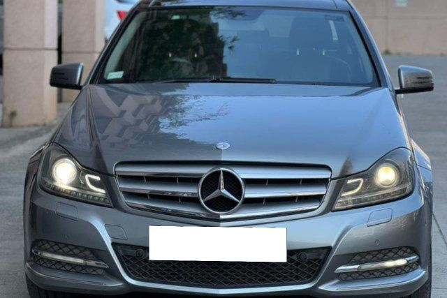 Second-hand 2013 Mercedes-Benz C-Class 220 CDI MT for sale in Pune
