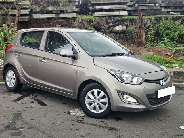 Hyundai i20 Asta 1.2 Second-hand 2013 Hyundai i20 Asta 1.2 for sale in Pune