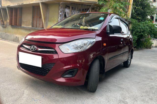 Hyundai i10 Magna 1.1L Second-hand 2015 Hyundai i10 Magna 1.1L for sale in Kolkata