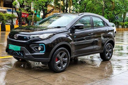 Tata Nexon EV XZ Plus Lux Dark Edition