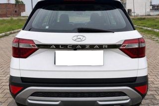 Used Prestige 7-Seater Diesel AT